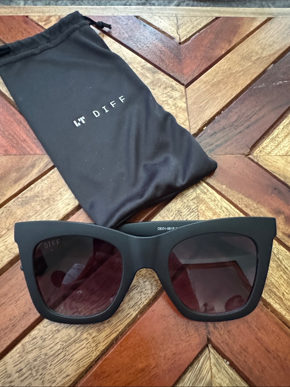Diff Eyewear Black Oversized Square Sunglasses with Dark Lenses